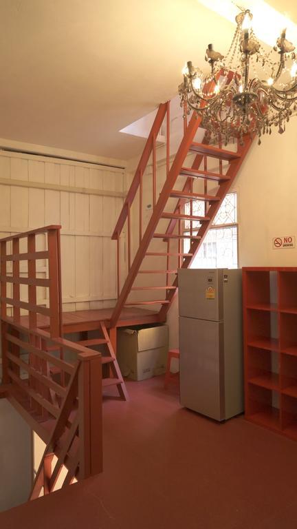 Tiger Lily Hostel Bangkok Værelse billede