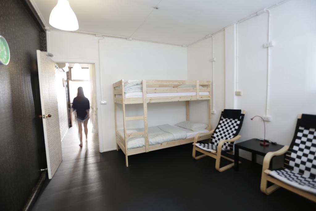 Tiger Lily Hostel Bangkok Værelse billede