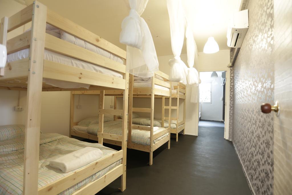Tiger Lily Hostel Bangkok Værelse billede