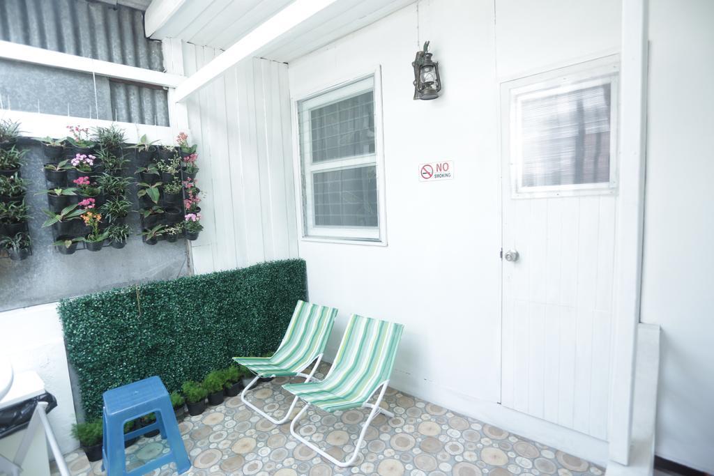 Tiger Lily Hostel Bangkok Værelse billede