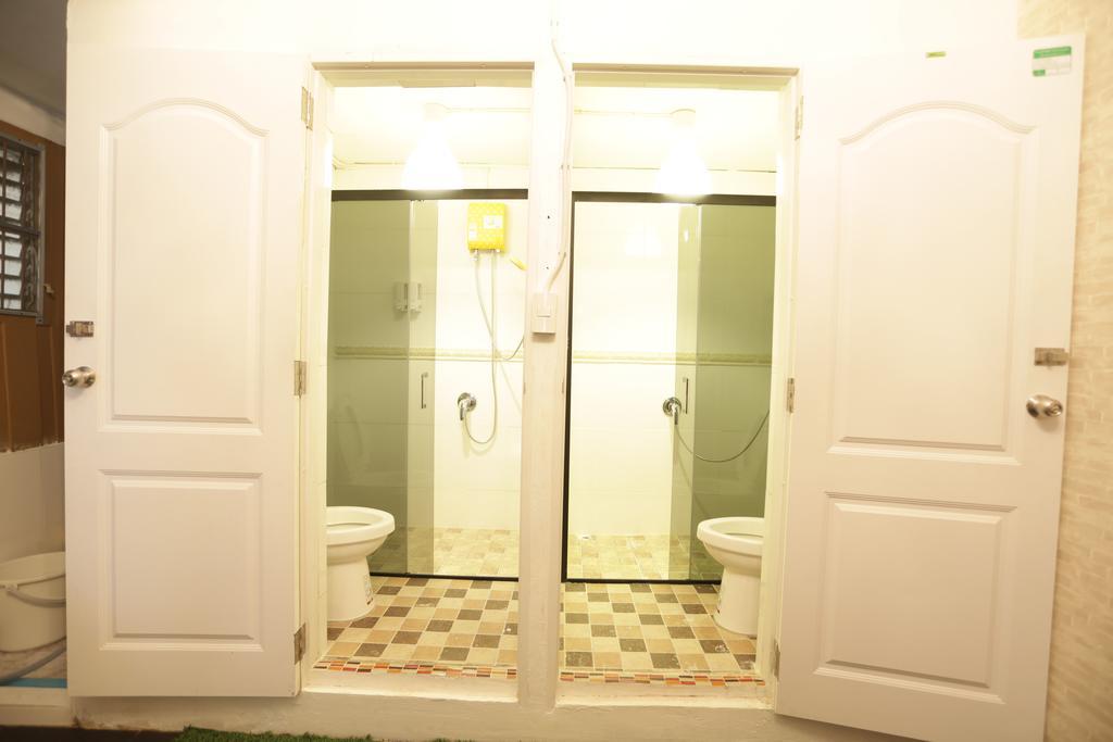 Tiger Lily Hostel Bangkok Eksteriør billede