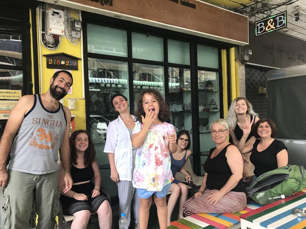 Tiger Lily Hostel Bangkok Eksteriør billede